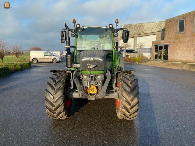 Fendt 211 + Beco Super 460 (stage V)