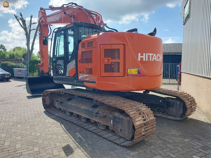 Hitachi ZX225USLC-7 Stage 5