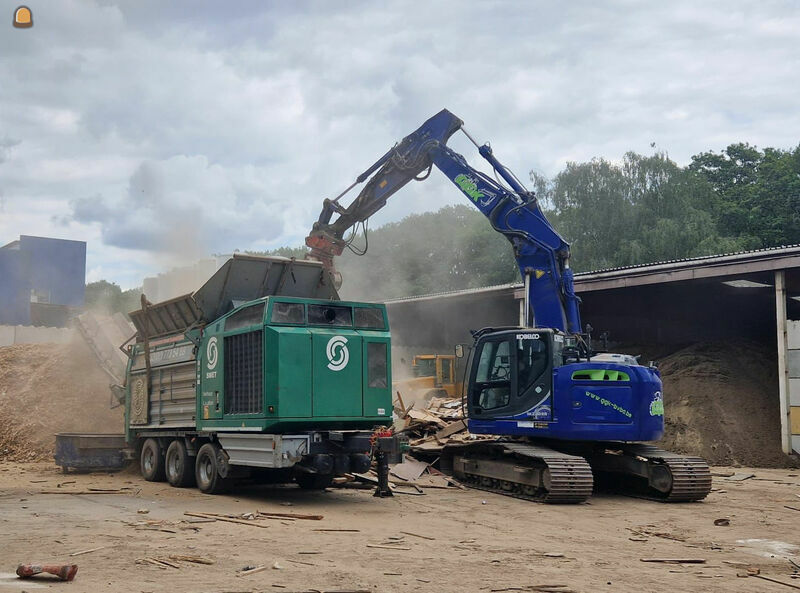 Vaste breekwerf / recyclagecentrum te Hulsthout