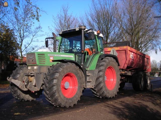 Fendt tractor HM kipper/tank