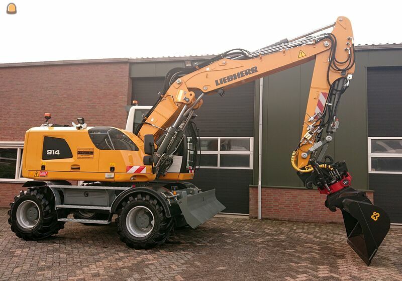 Liebherr A 914 Litronic