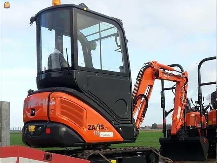 Hitachi ZX18