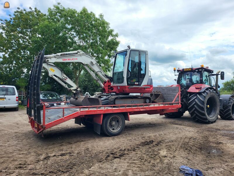 Takeuchi TB 235