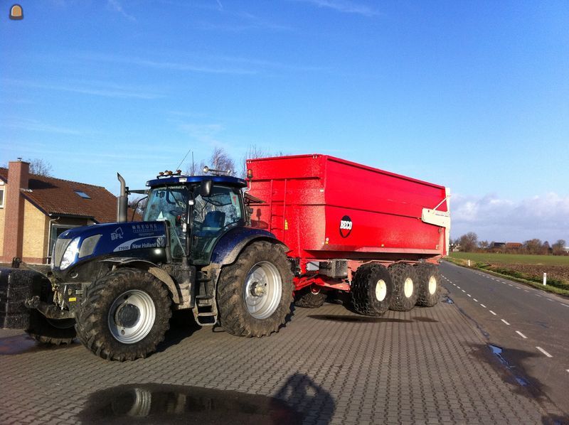 New Holland T7-270 + Beco 3 asser