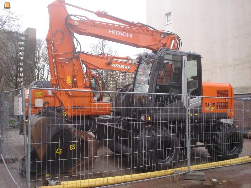 Hitachi zx 140 w