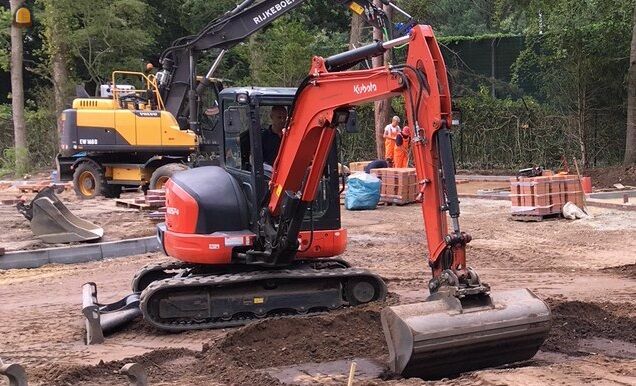 Kubota KX057