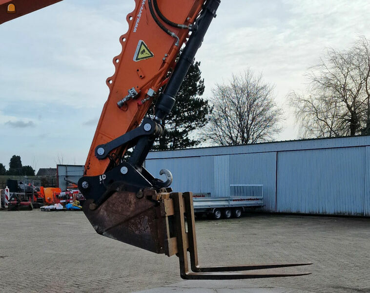 Pallethaak voor aan graafmachine 14T