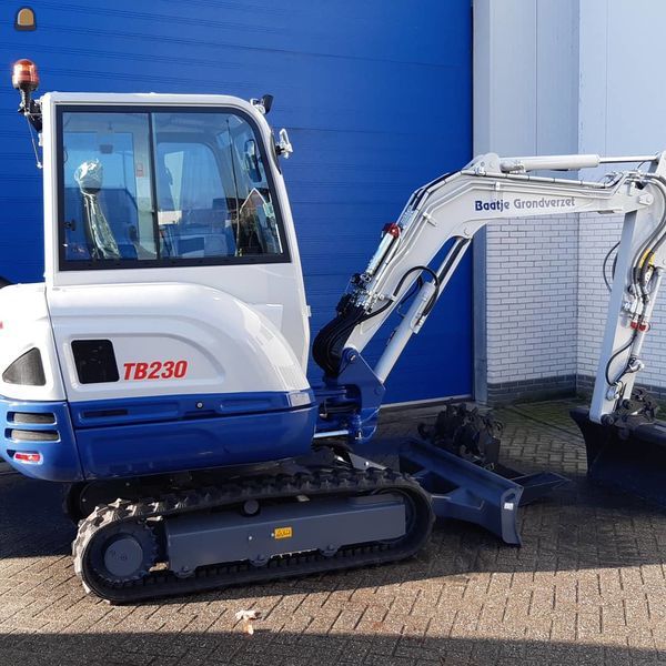 Takeuchi TB 230