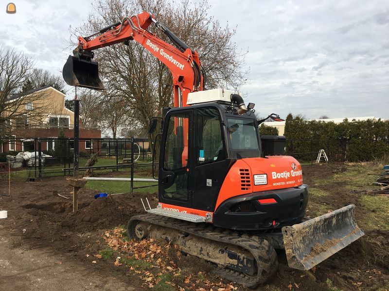 Kubota KX080-4a met overdruk