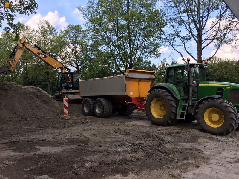 John Deere 7530 + 12 m3 VGM