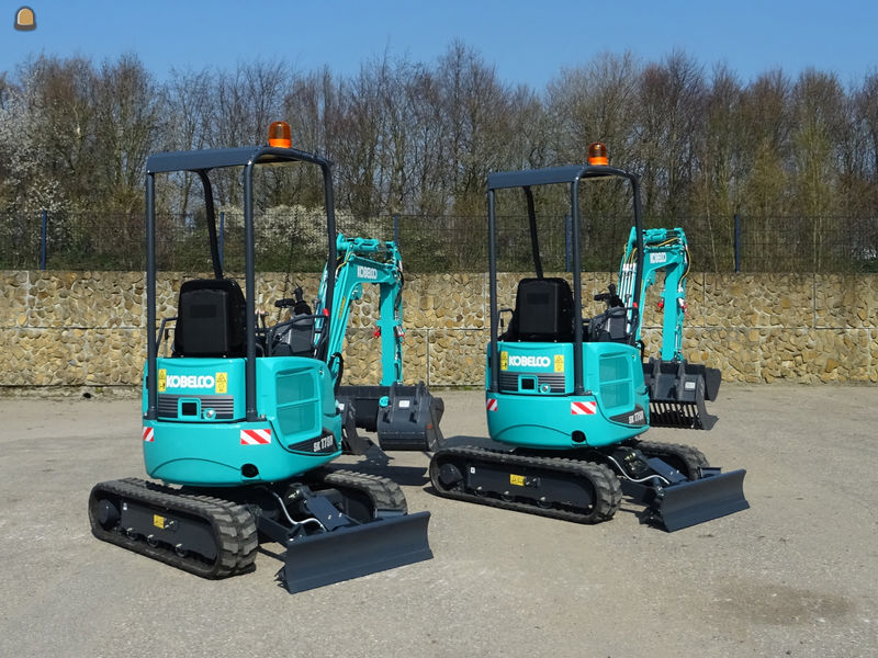 Kobelco SK17SR-5