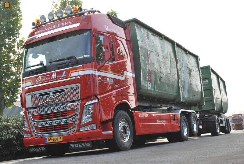 Volvo 6x2 containerwagen