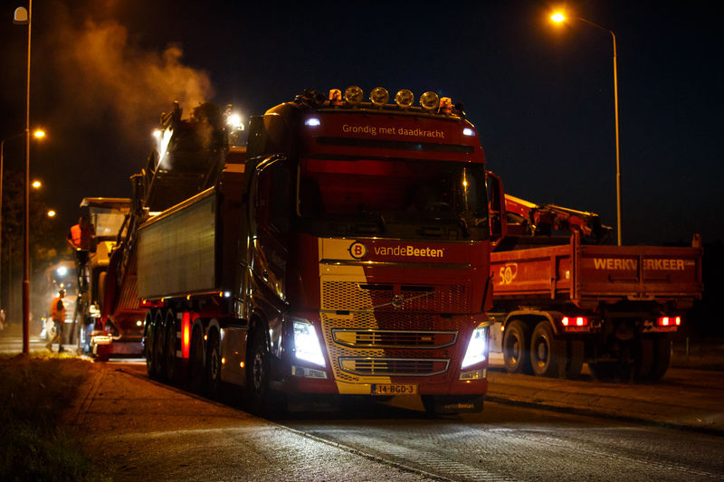 Volvo 6x2 met kipperoplegger