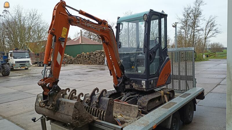 Hitachi ZX18 minikraan