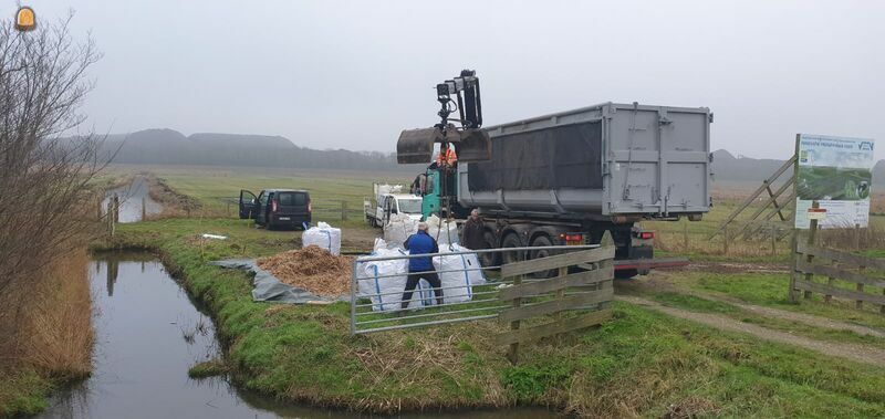 Volvo 8x4 met kraan en Haakarm