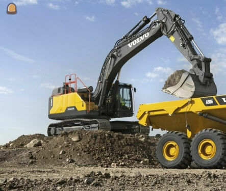 Volvo EC380E Hybrid is gr...